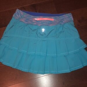 Ivivva tennis skirt size xs/2